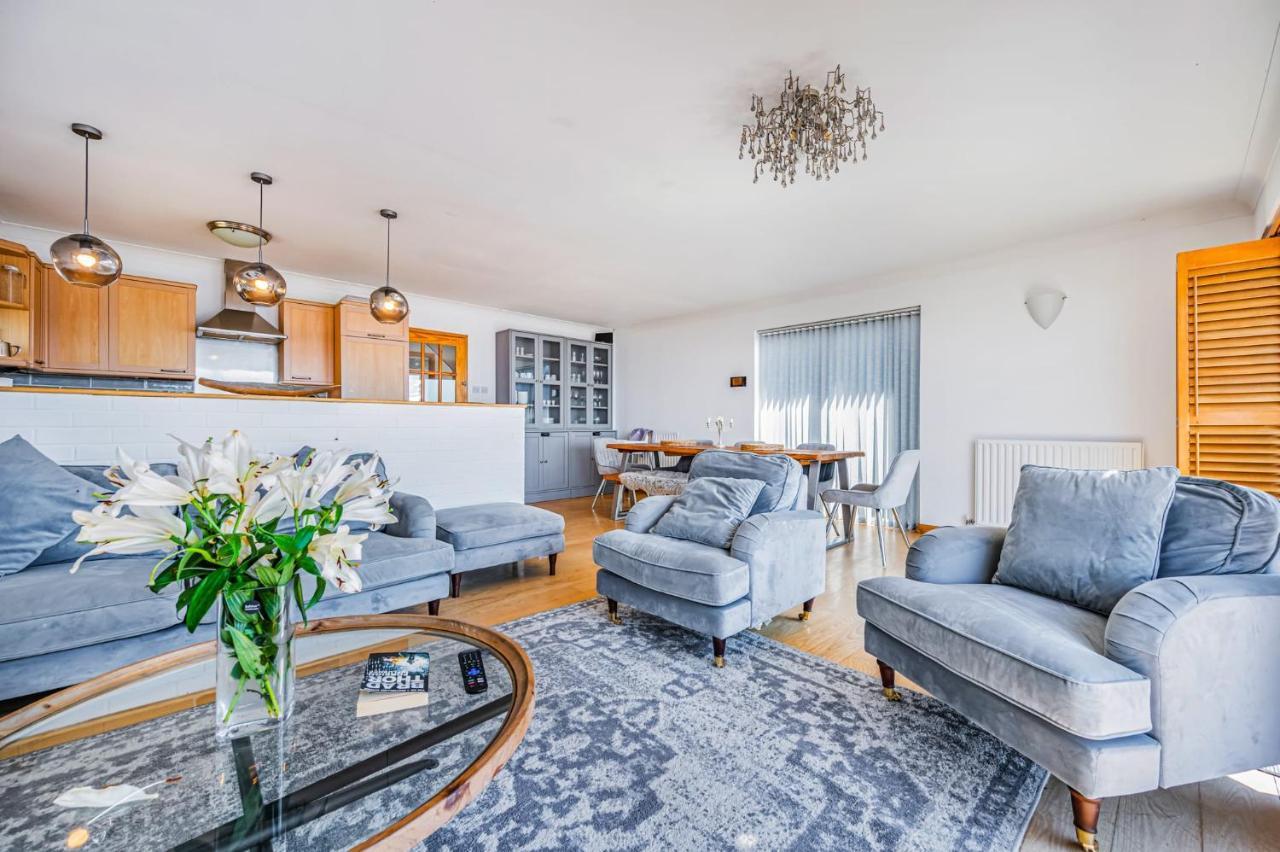 Pebble Paradise Beachfront Family Getaway Pevensey Extérieur photo