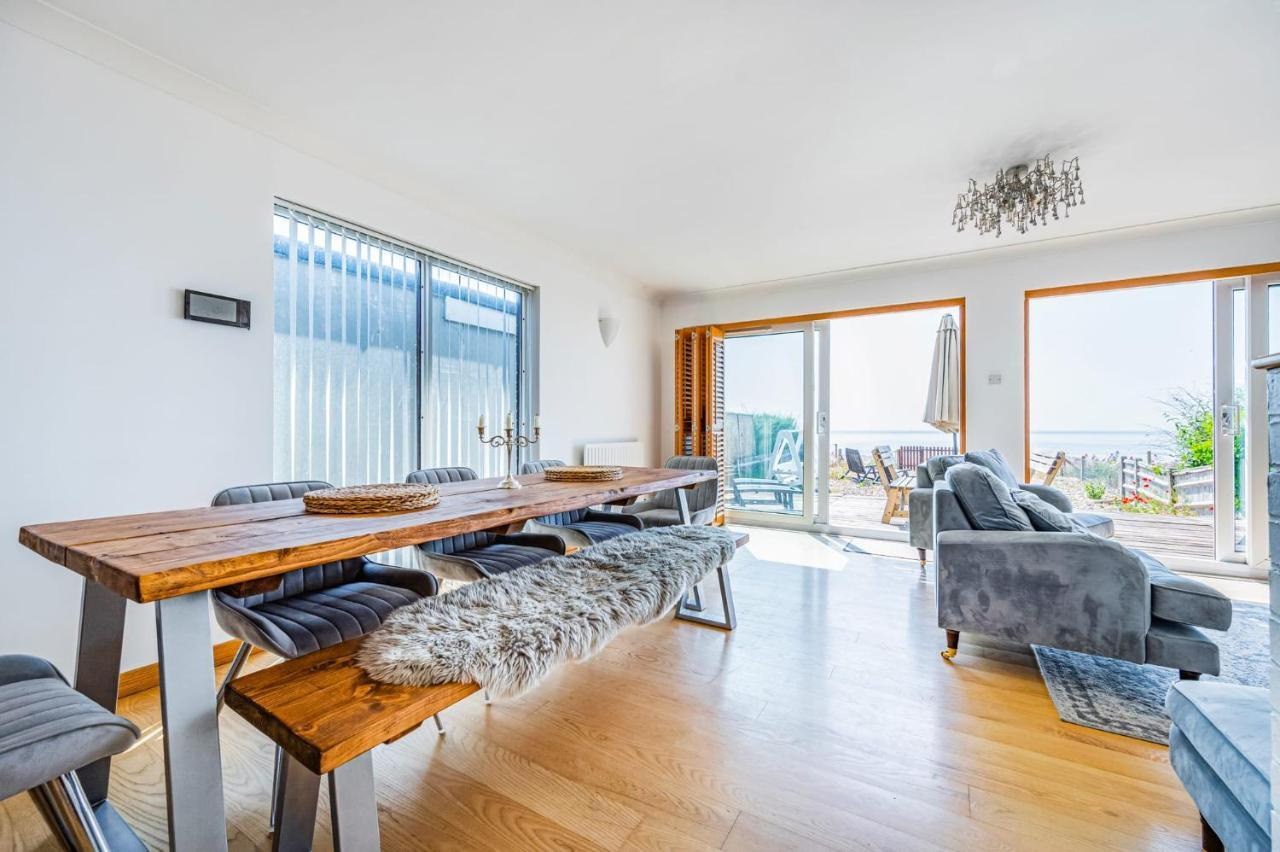 Pebble Paradise Beachfront Family Getaway Pevensey Extérieur photo