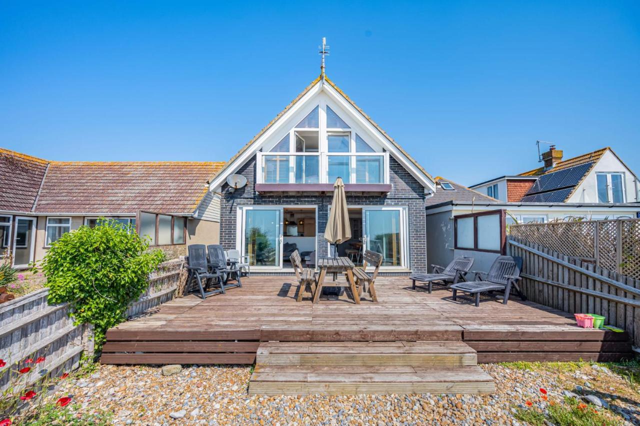 Pebble Paradise Beachfront Family Getaway Pevensey Extérieur photo