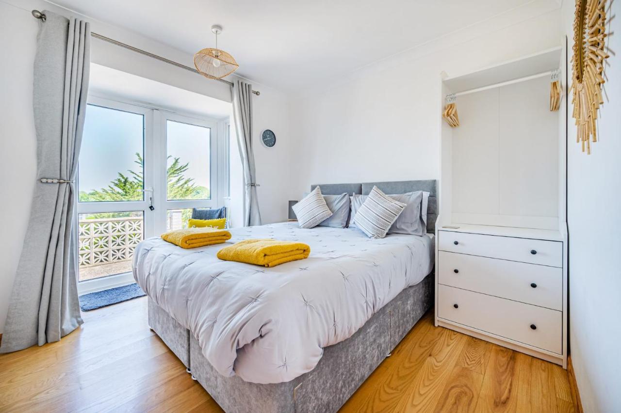 Pebble Paradise Beachfront Family Getaway Pevensey Extérieur photo