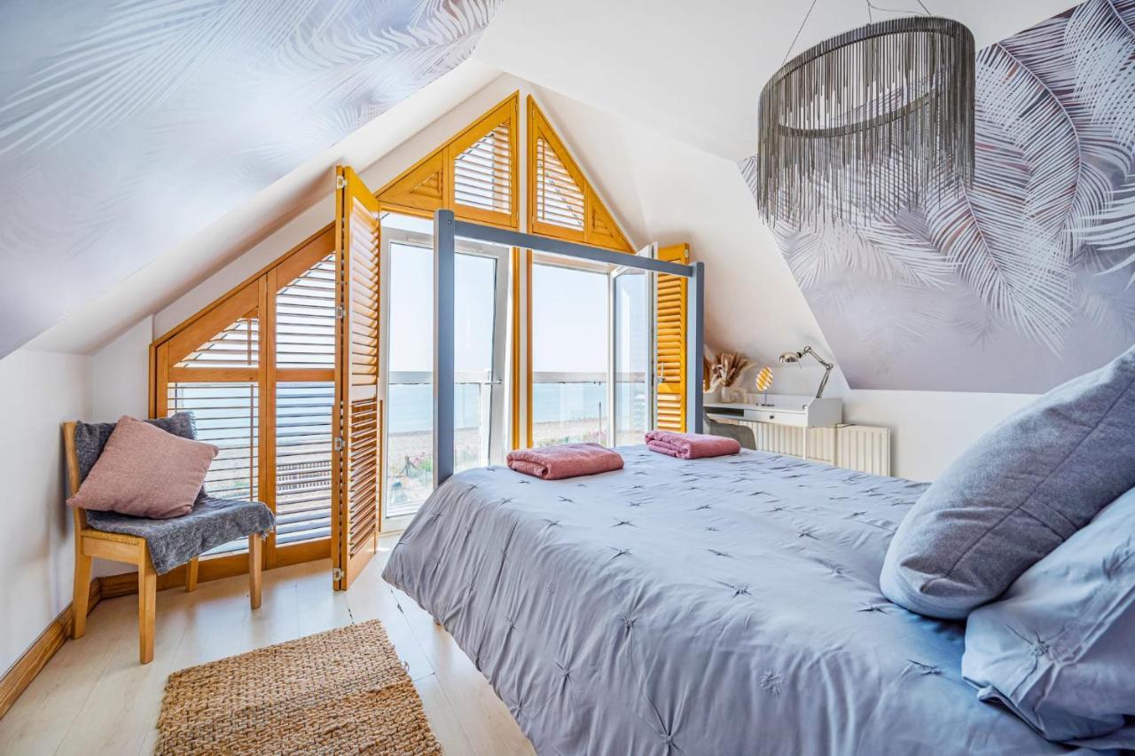 Pebble Paradise Beachfront Family Getaway Pevensey Extérieur photo