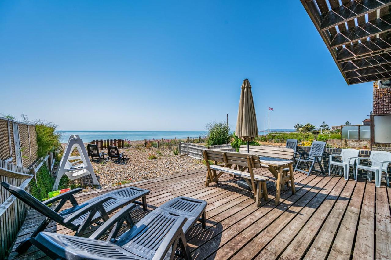 Pebble Paradise Beachfront Family Getaway Pevensey Extérieur photo